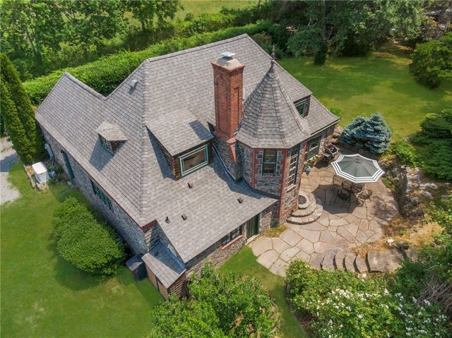 345 Highland Drive, Jamestown, RI 02835