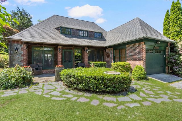 345 Highland Drive, Jamestown, RI 02835