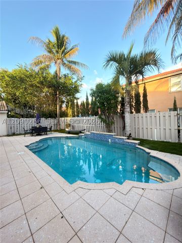5051 SW 35th Way, Hollywood, FL 33312