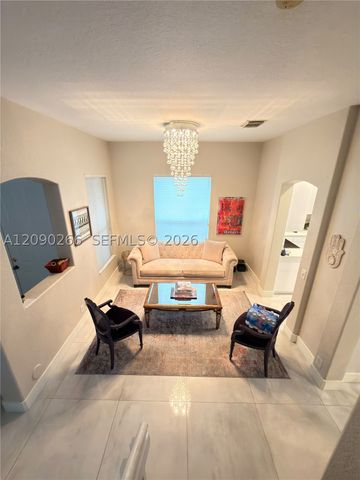 5051 SW 35th Way, Hollywood, FL 33312