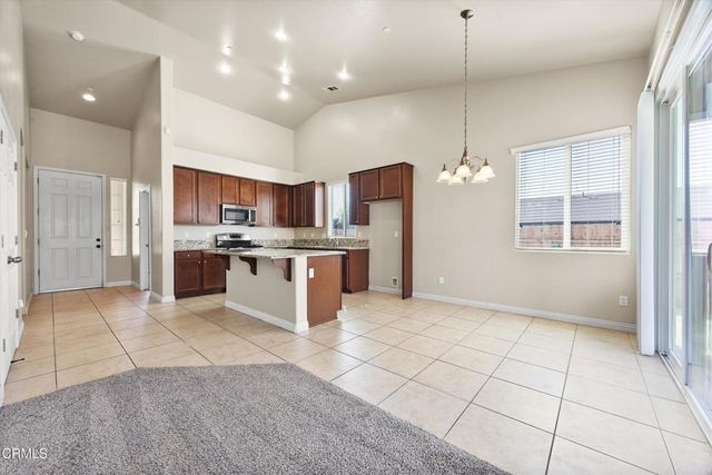 9014 Cadbury Drive, Bakersfield, CA 93311