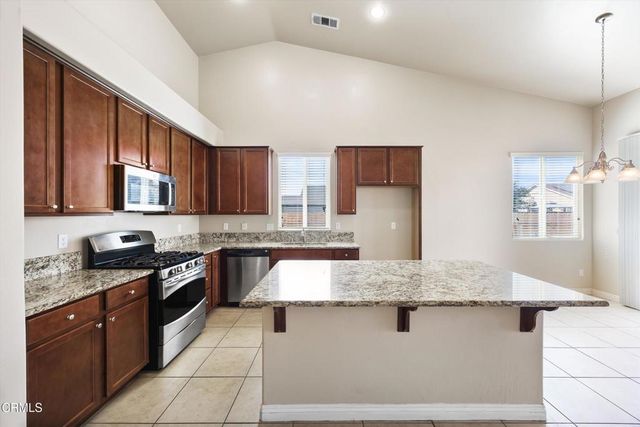 9014 Cadbury Drive, Bakersfield, CA 93311