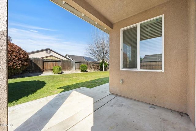 9014 Cadbury Drive, Bakersfield, CA 93311