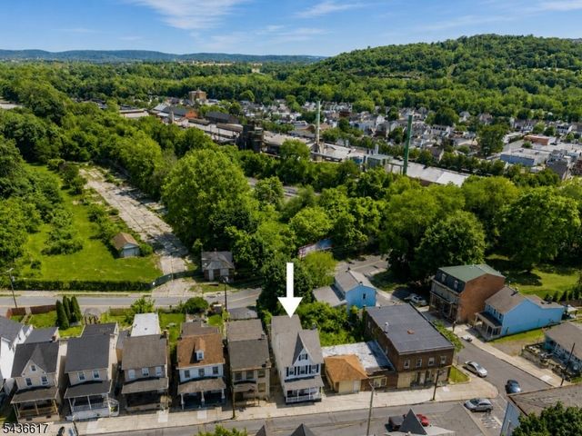 12 Heckman St, Phillipsburg Town, NJ 08865