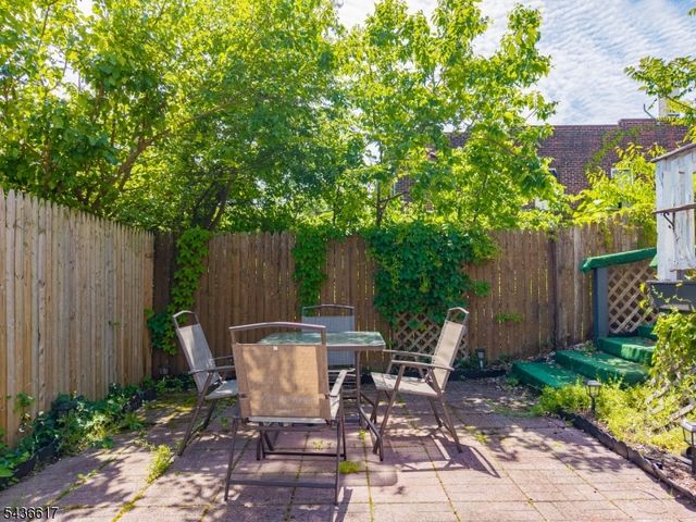 12 Heckman St, Phillipsburg Town, NJ 08865