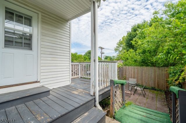 12 Heckman St, Phillipsburg Town, NJ 08865