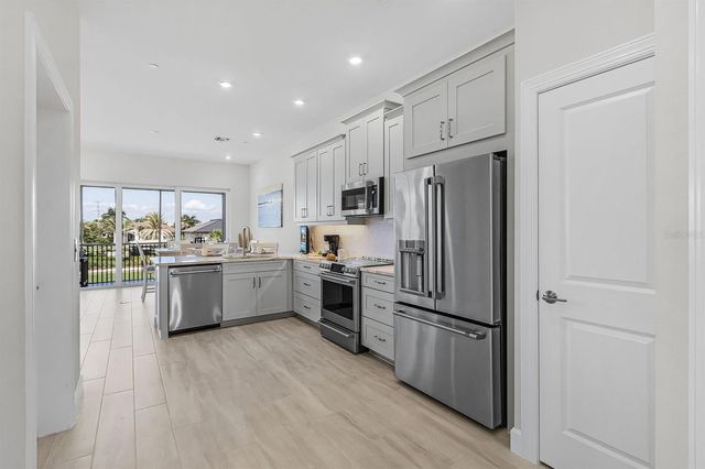1620 SEA HAVEN DRIVE 401, Punta Gorda, FL 33950