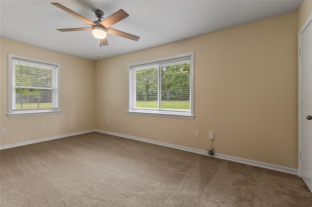 14974 East Dr, Conroe, TX 77302