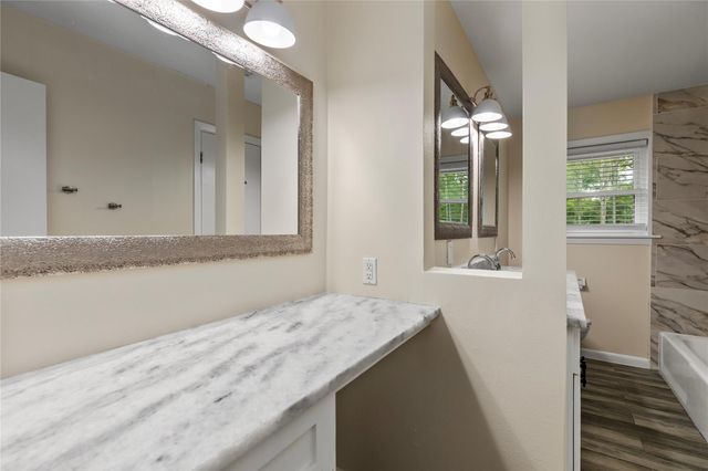 14974 East Dr, Conroe, TX 77302