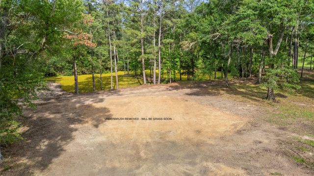 14974 East Dr, Conroe, TX 77302