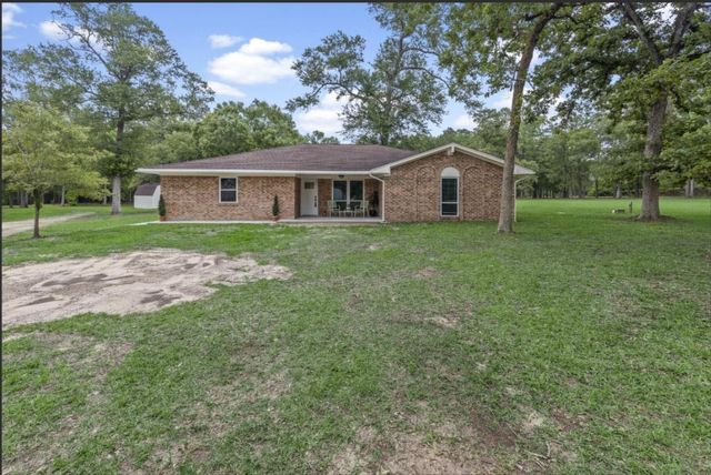 14974 East Dr, Conroe, TX 77302