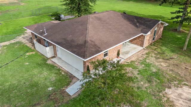 14974 East Dr, Conroe, TX 77302