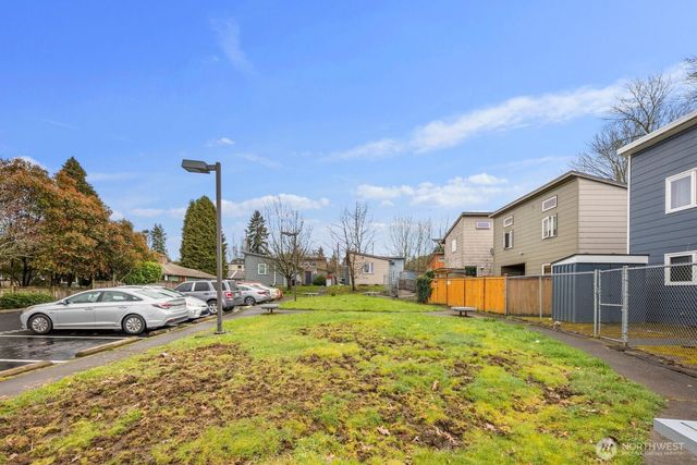 9452 25th Avenue SW, Seattle, WA 98106