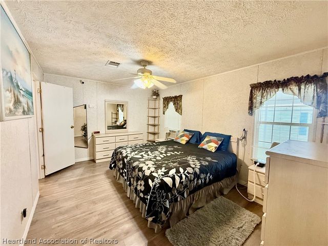 21 Venetian Parkway, Lake Placid, FL 33852