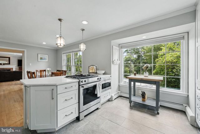 6622 SKYLINE CT, Alexandria, VA 22307