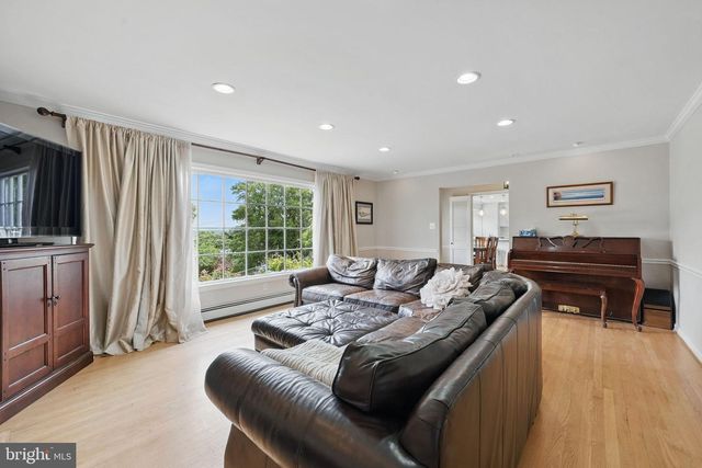 6622 SKYLINE CT, Alexandria, VA 22307