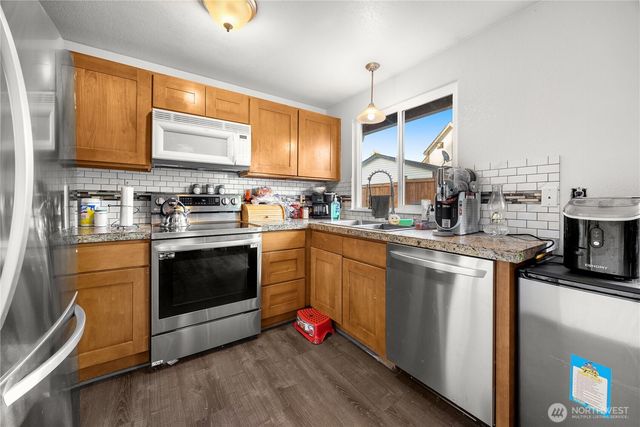 6731 64th Drive NE, Marysville, WA 98270