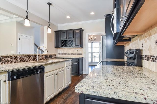 1774 Glenridge Drive, Kernersville, NC 27284