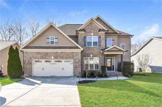 1774 Glenridge Drive, Kernersville, NC 27284