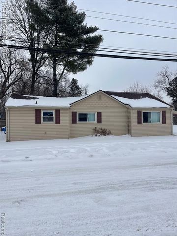1160 La Salle Avenue, Waterford, MI 48328