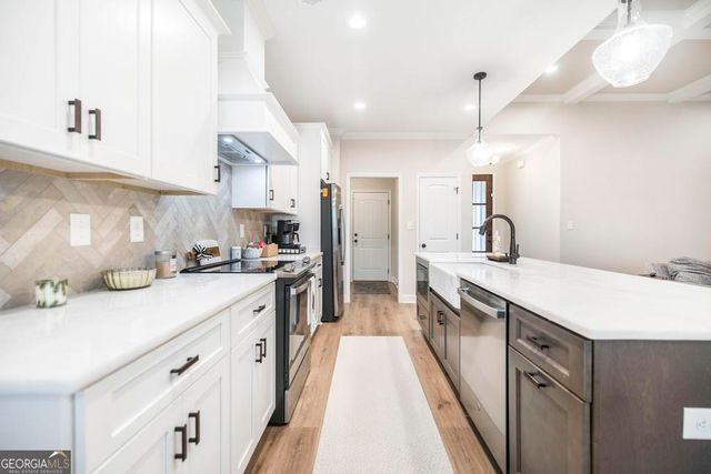 111 Fieldview Lane, Kathleen, GA 31047