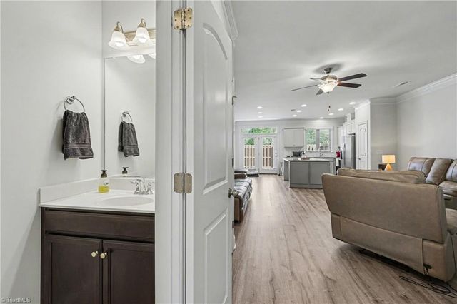 4346 Trotting Brook Lane, High Point, NC 27265