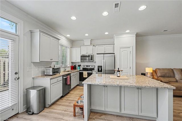 4346 Trotting Brook Lane, High Point, NC 27265