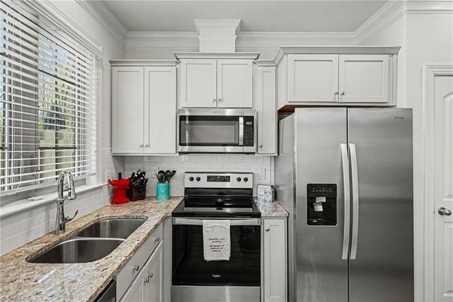 4346 Trotting Brook Lane, High Point, NC 27265