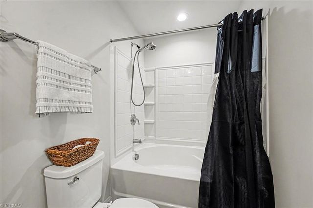 4346 Trotting Brook Lane, High Point, NC 27265