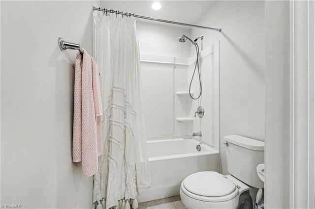 4346 Trotting Brook Lane, High Point, NC 27265