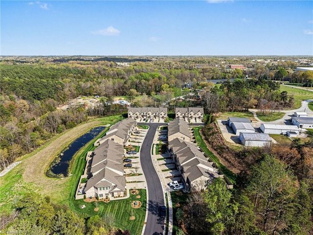 4346 Trotting Brook Lane, High Point, NC 27265