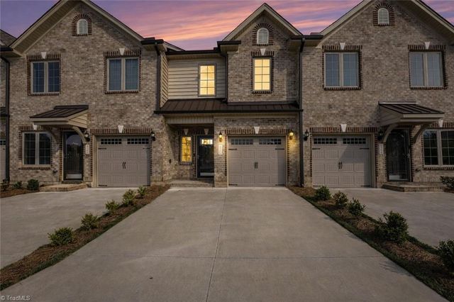 4346 Trotting Brook Lane, High Point, NC 27265