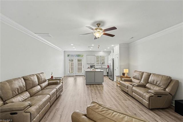 4346 Trotting Brook Lane, High Point, NC 27265