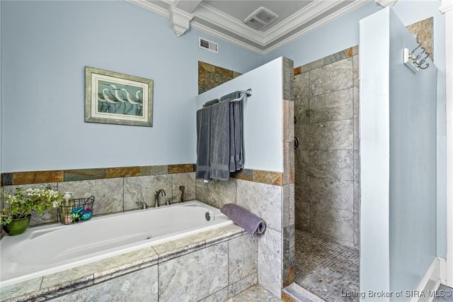 140 E High Street, Jeffersonville, IN 47130