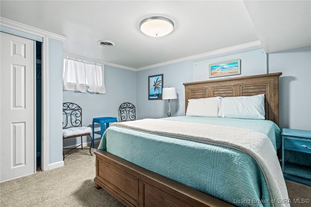 140 E High Street, Jeffersonville, IN 47130
