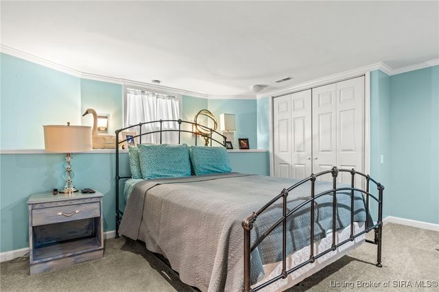 140 E High Street, Jeffersonville, IN 47130