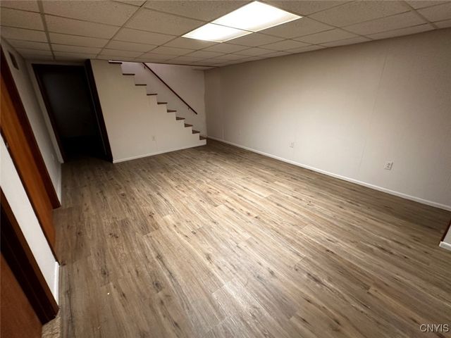 202 Stephen Dr, Utica, NY 13502