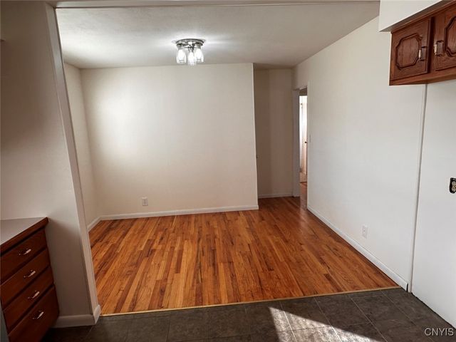 202 Stephen Dr, Utica, NY 13502