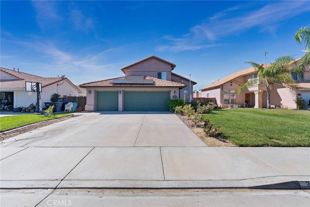 2031 Lagoon Court, Hemet, CA 92545