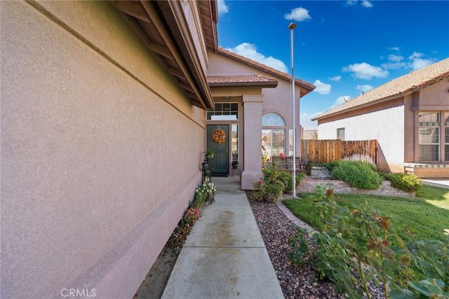 2031 Lagoon Court, Hemet, CA 92545