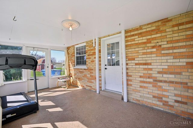 328 Apple Road, Amelia, OH 45102