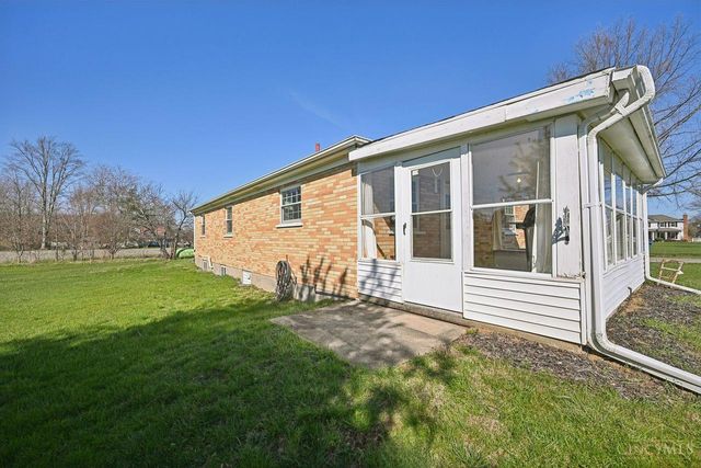 328 Apple Road, Amelia, OH 45102