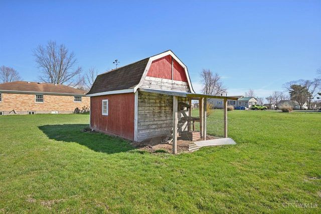 328 Apple Road, Amelia, OH 45102