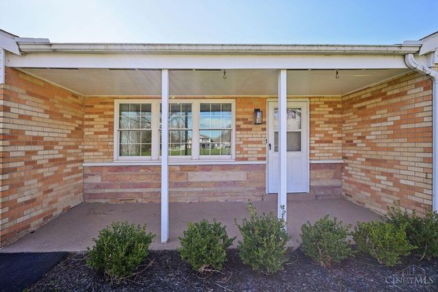 328 Apple Road, Amelia, OH 45102