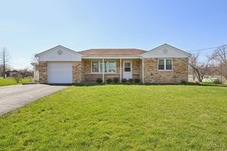 328 Apple Road, Amelia, OH 45102