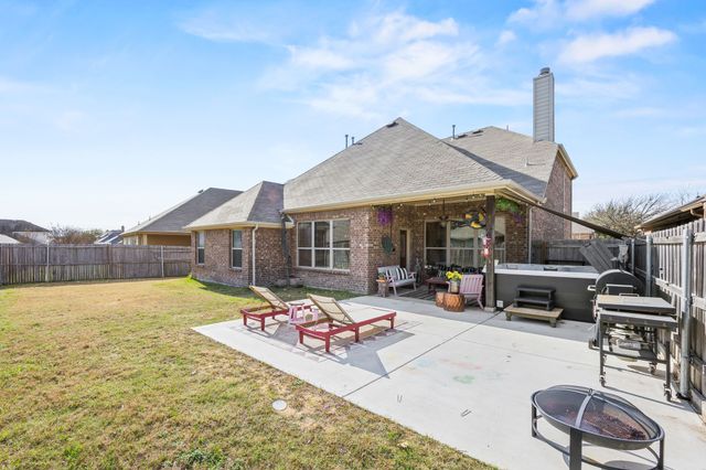 906 Bald Cypress Drive, Fate, TX 75087