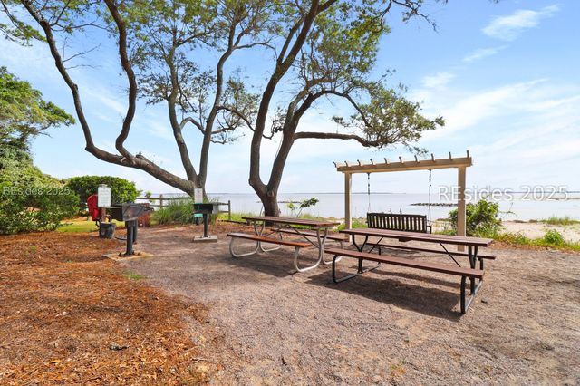 239 Beach City Rd Apt 3338, Hilton Head Island, SC 29926