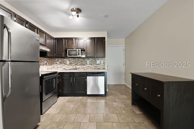 239 Beach City Rd Apt 3338, Hilton Head Island, SC 29926