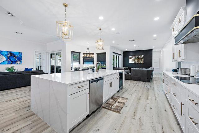 596 N Cypress Drive, Tequesta, FL 33469