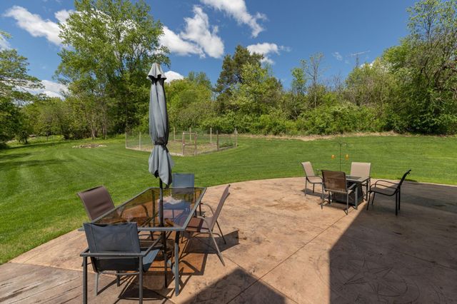 809 60th Avenue SW, Rochester, MN 55902